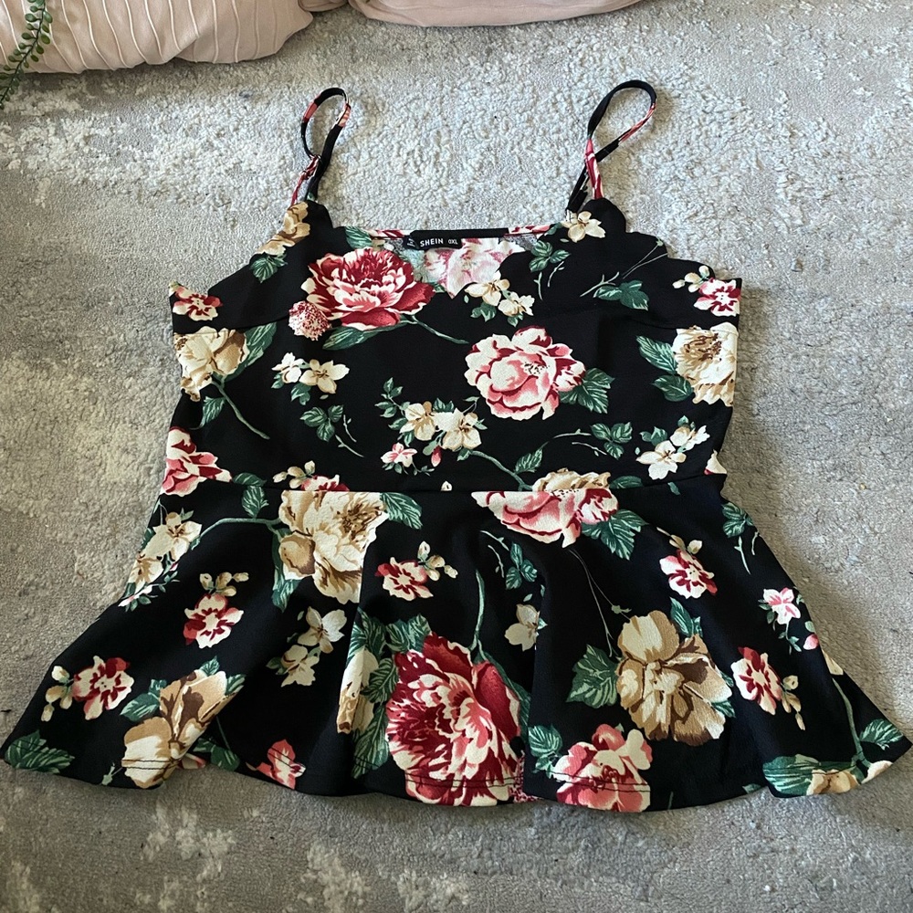 Women’s Plus thin strap black flower top